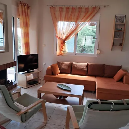 E&m View Polikhronon