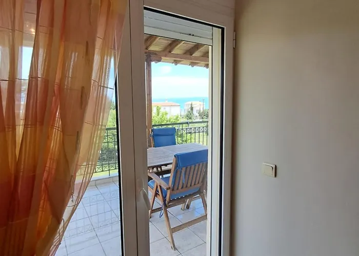 E&m Sea View Villa Polychrono