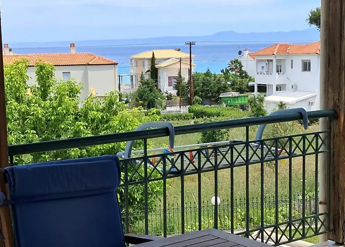 E&m Sea View Polychrono