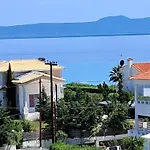 E&m Sea View Polychrono